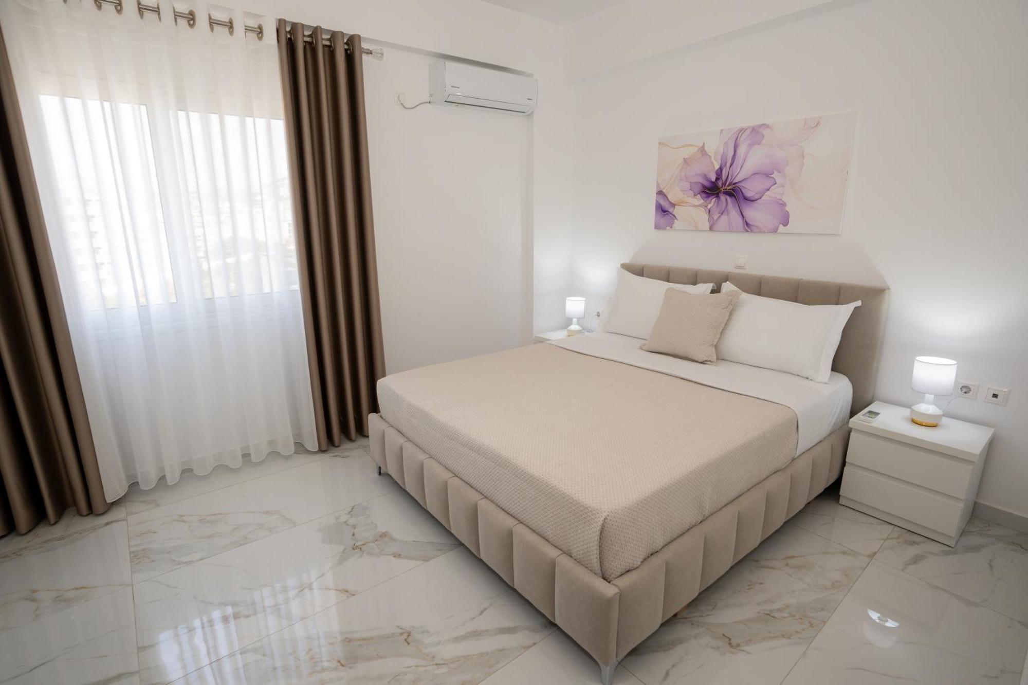 Kalasa Hotel Sarandë Exteriör bild