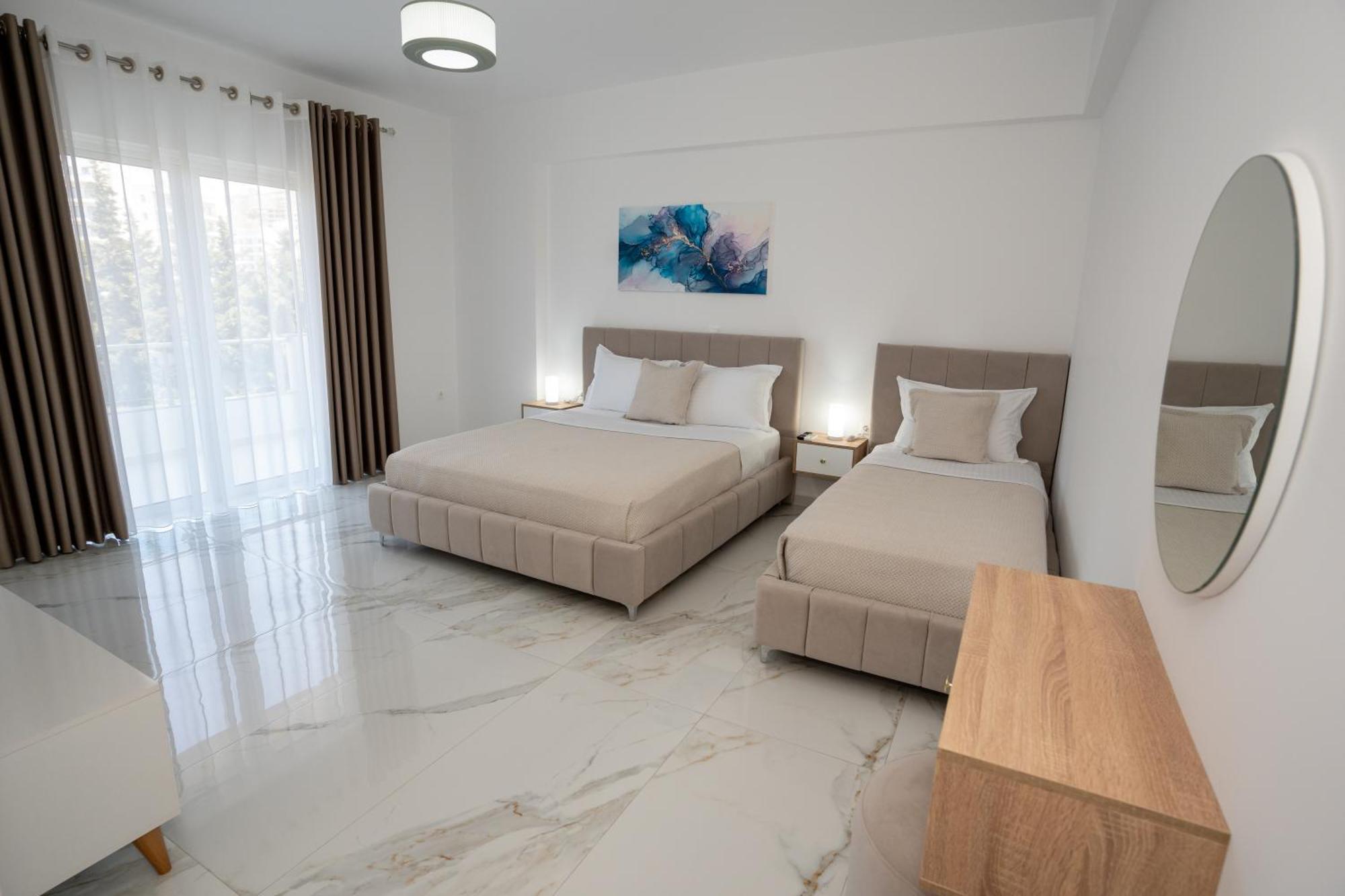 Kalasa Hotel Sarandë Exteriör bild