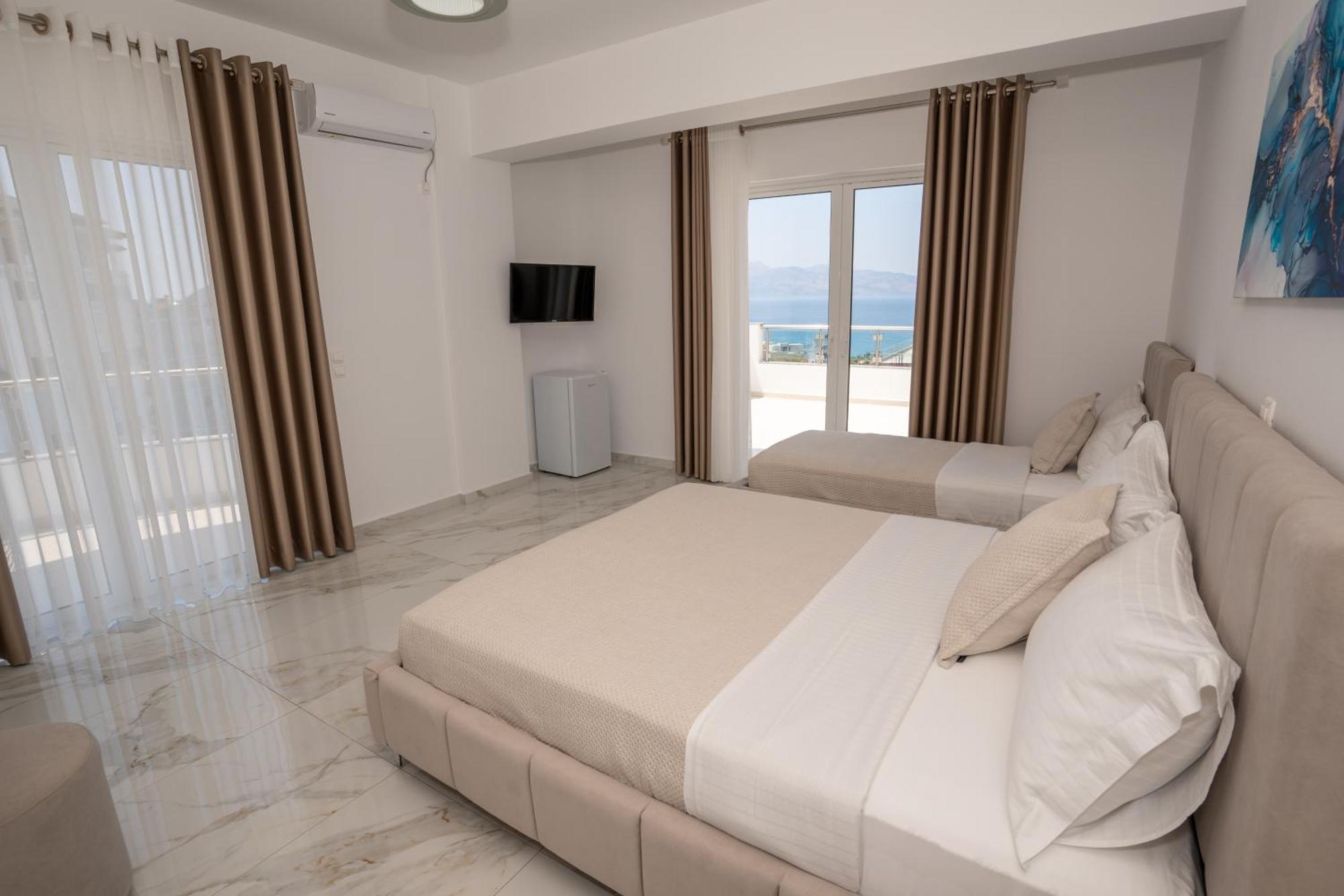 Kalasa Hotel Sarandë Exteriör bild