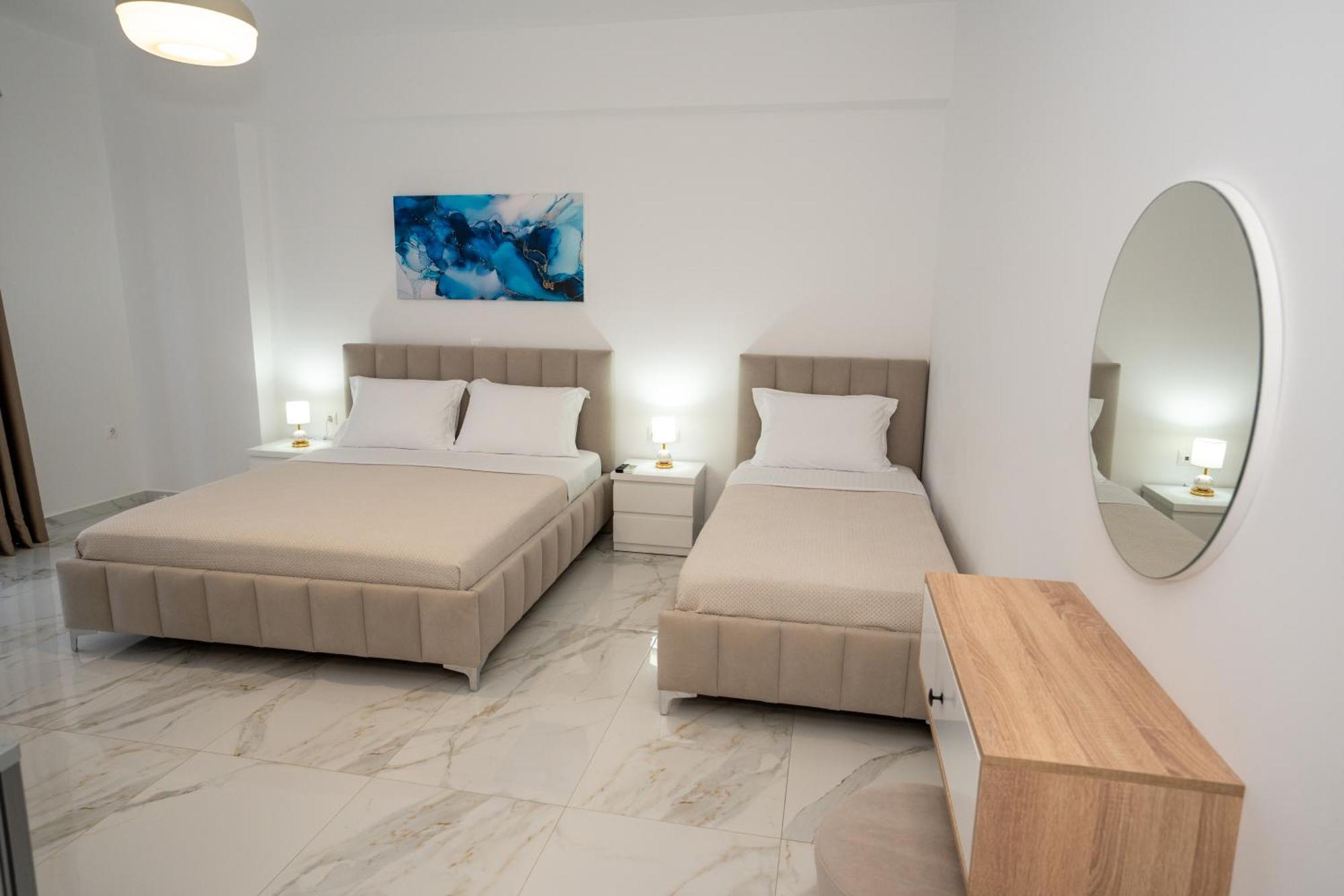 Kalasa Hotel Sarandë Exteriör bild