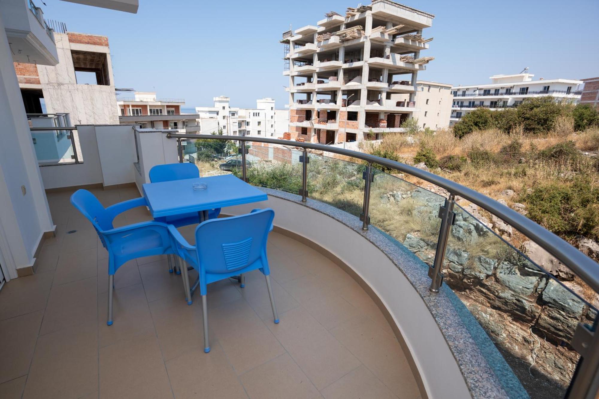 Kalasa Hotel Sarandë Exteriör bild