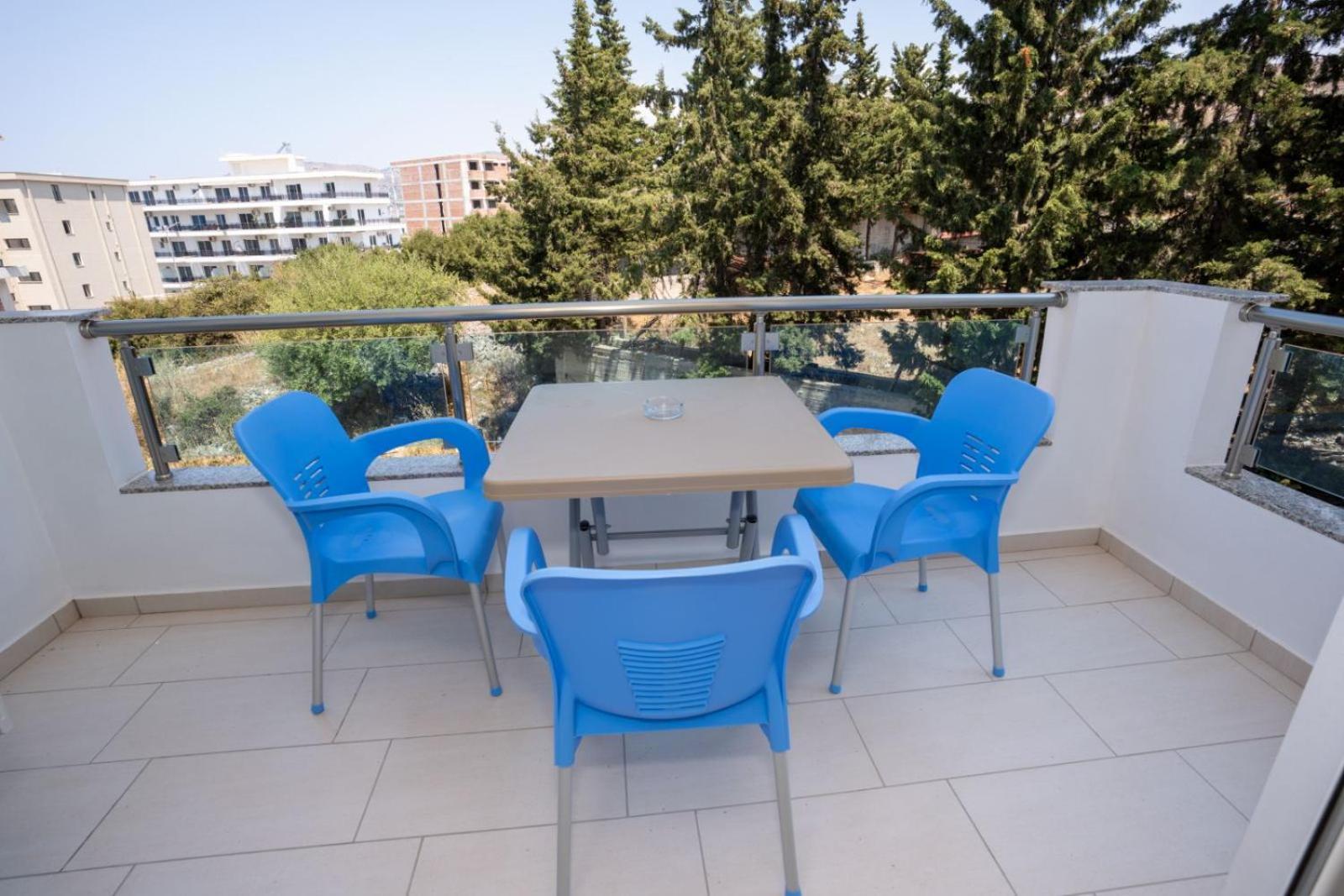 Kalasa Hotel Sarandë Exteriör bild