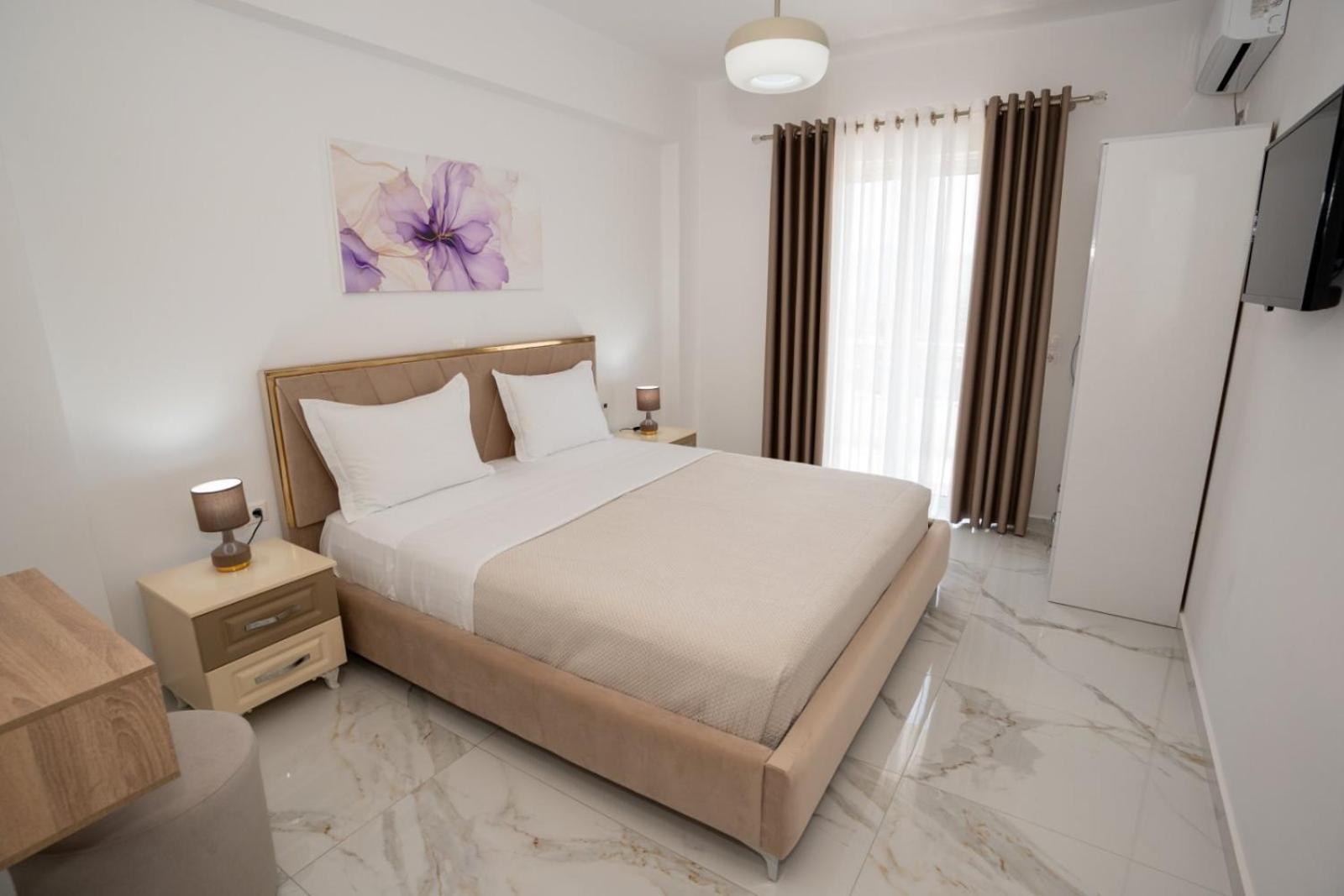 Kalasa Hotel Sarandë Exteriör bild