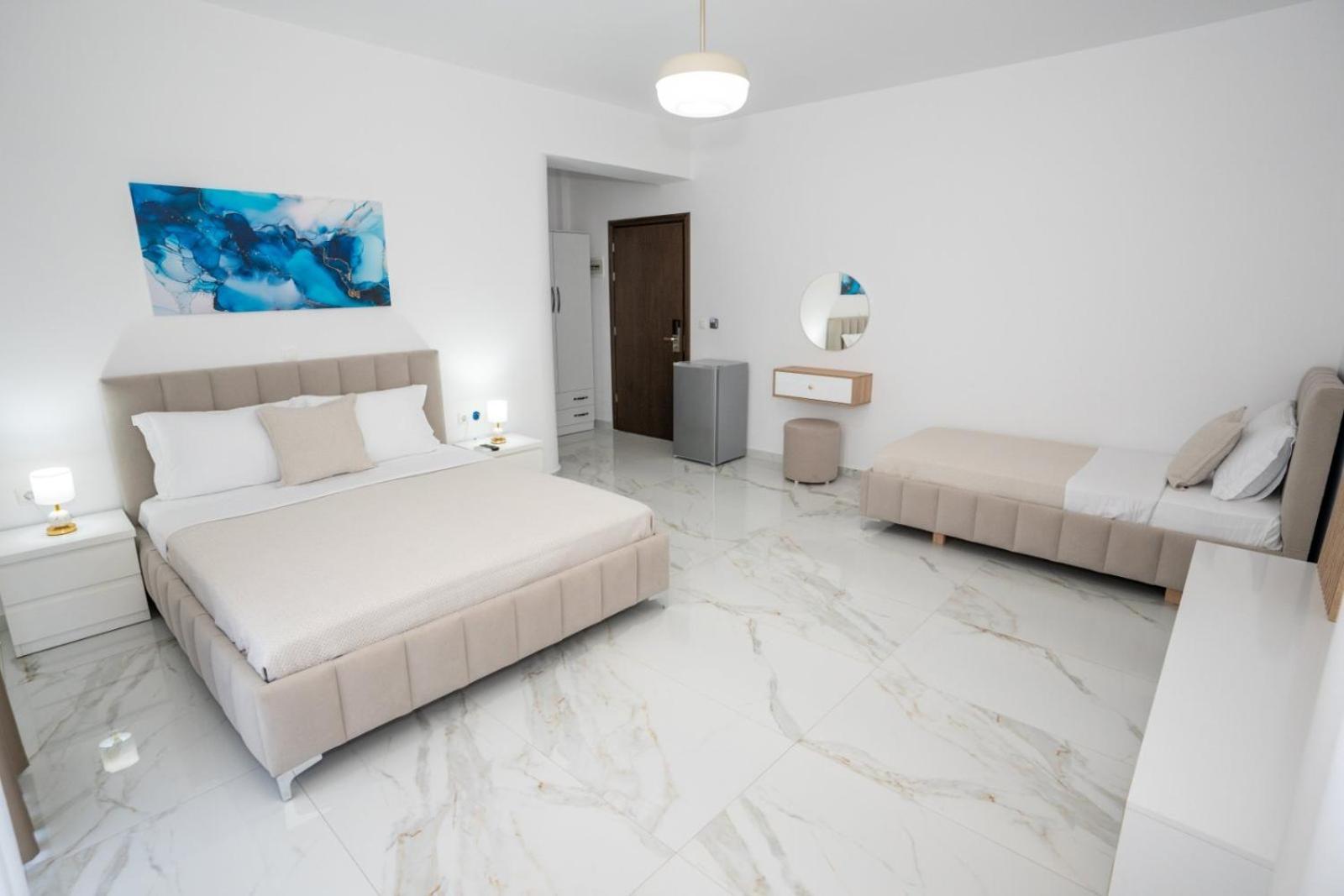 Kalasa Hotel Sarandë Exteriör bild