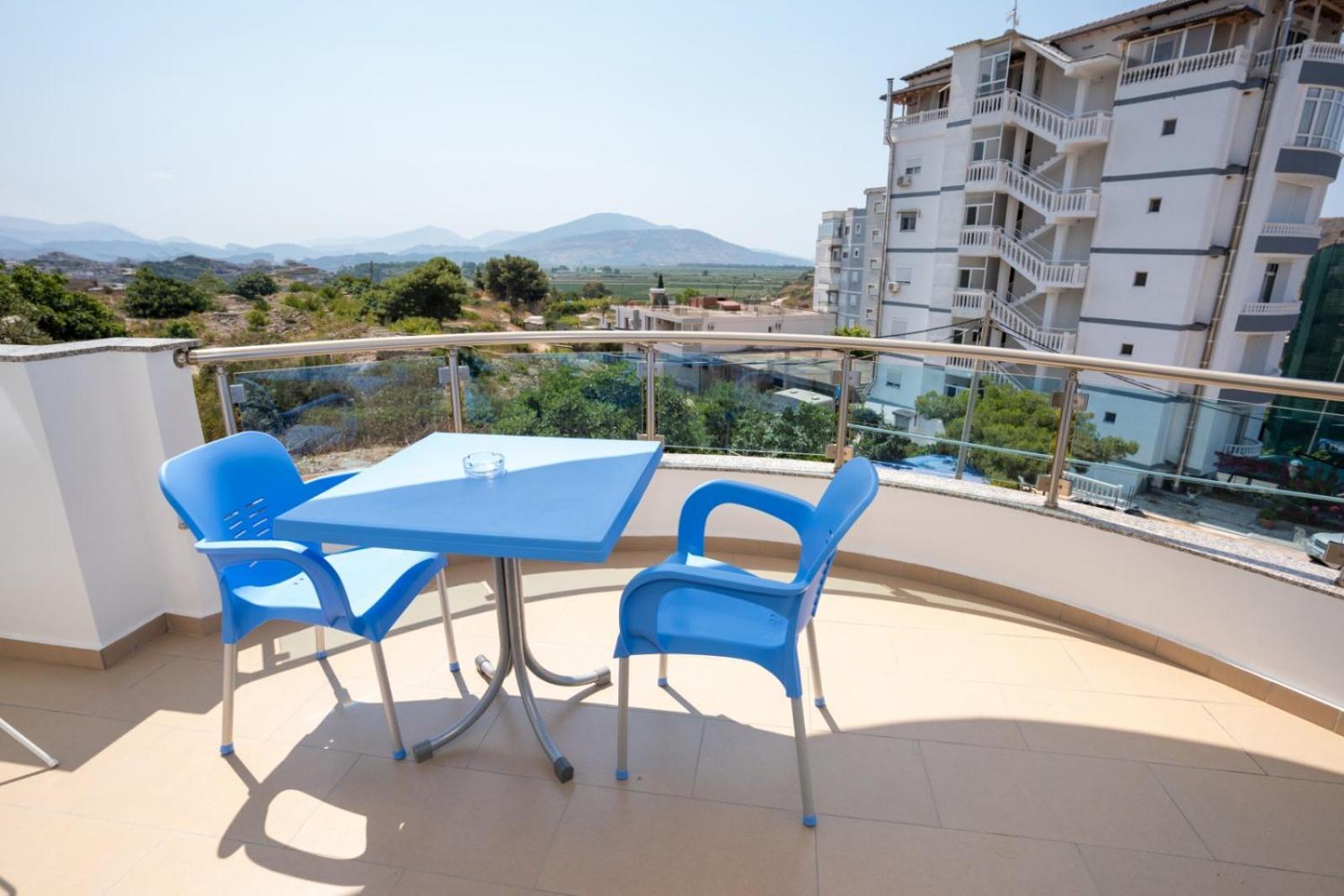 Kalasa Hotel Sarandë Exteriör bild