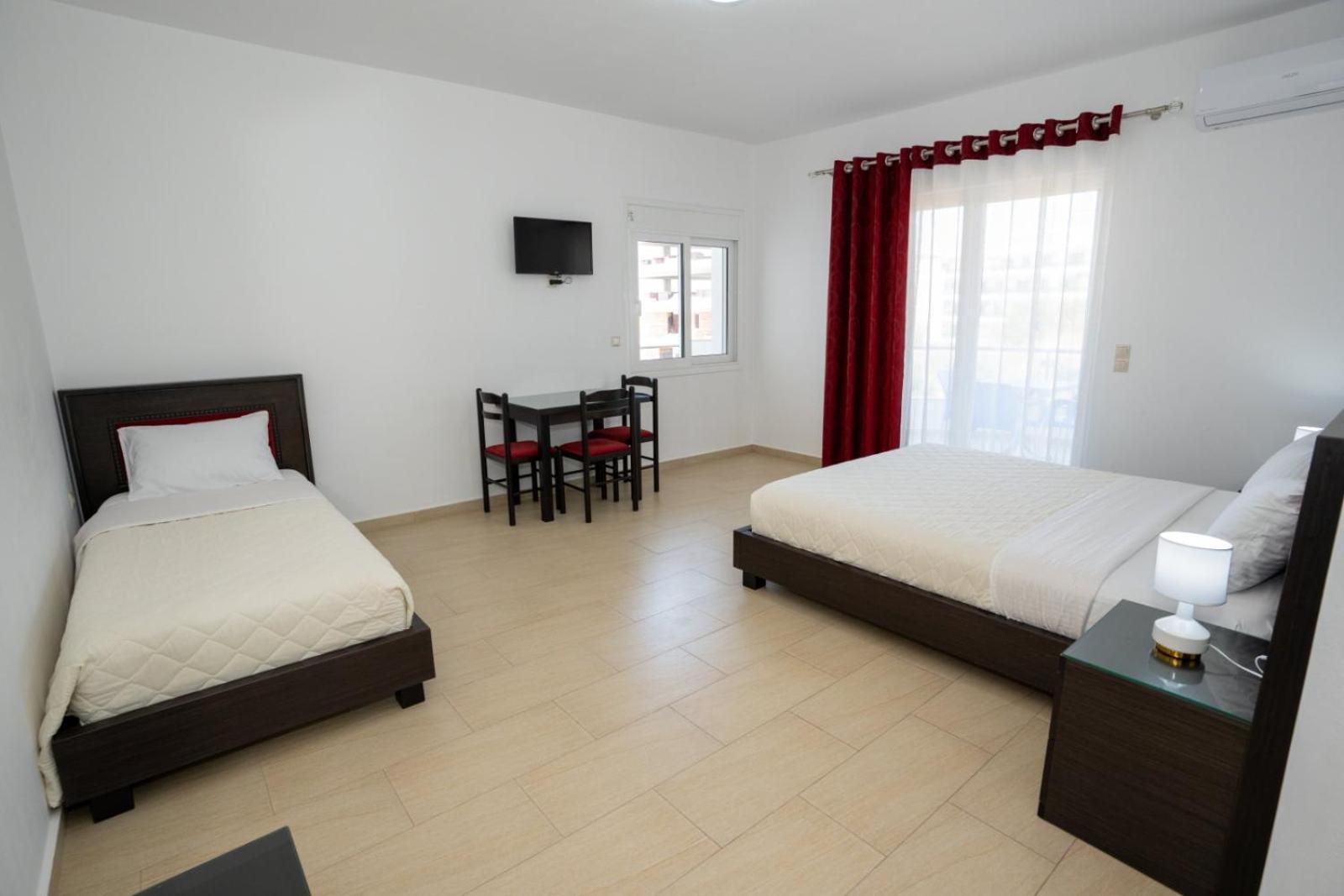 Kalasa Hotel Sarandë Exteriör bild
